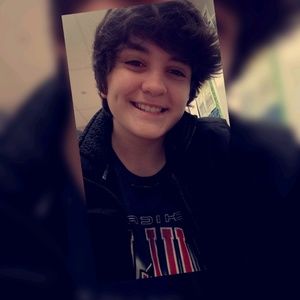 Meet your Posher, Cierra